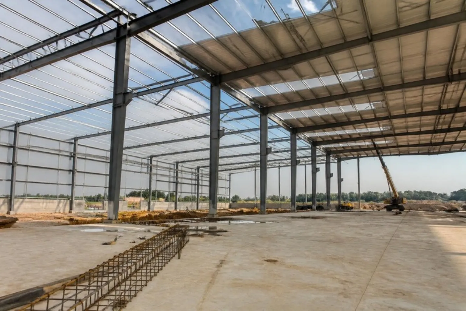 Illustration: steel frame of a warehouse under construction
